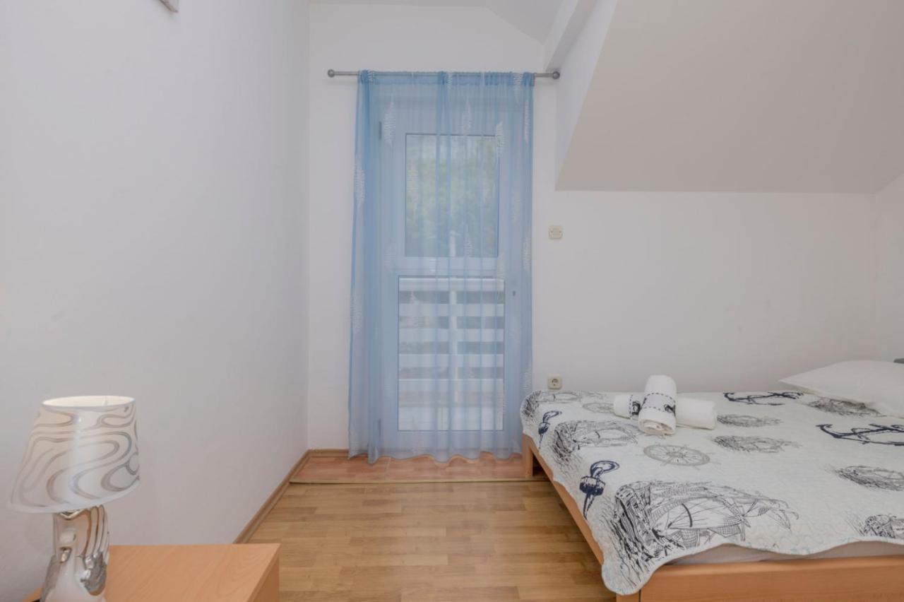 Apartments Zdravka Lokva Rogoznica Buitenkant foto